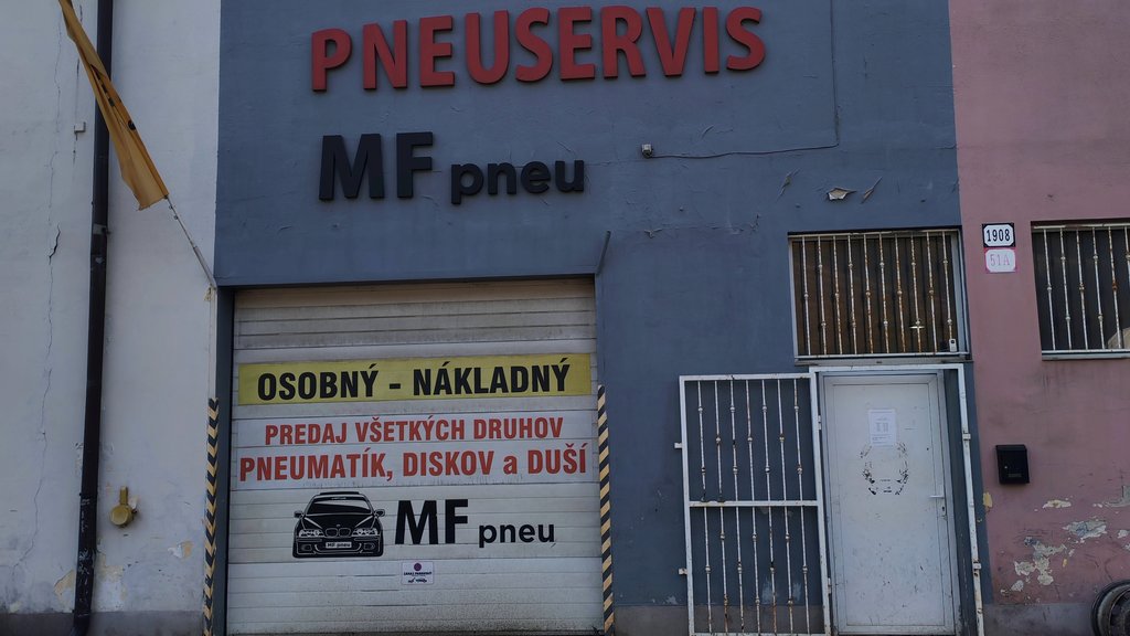 MF pneu